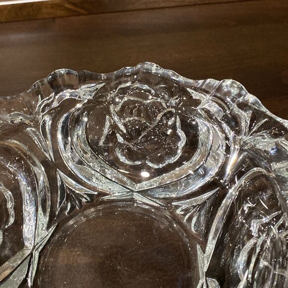 Heavy Crystal Glass Candy Dish Ashtray with Rose Design by Pasari - Picture 5 of 10